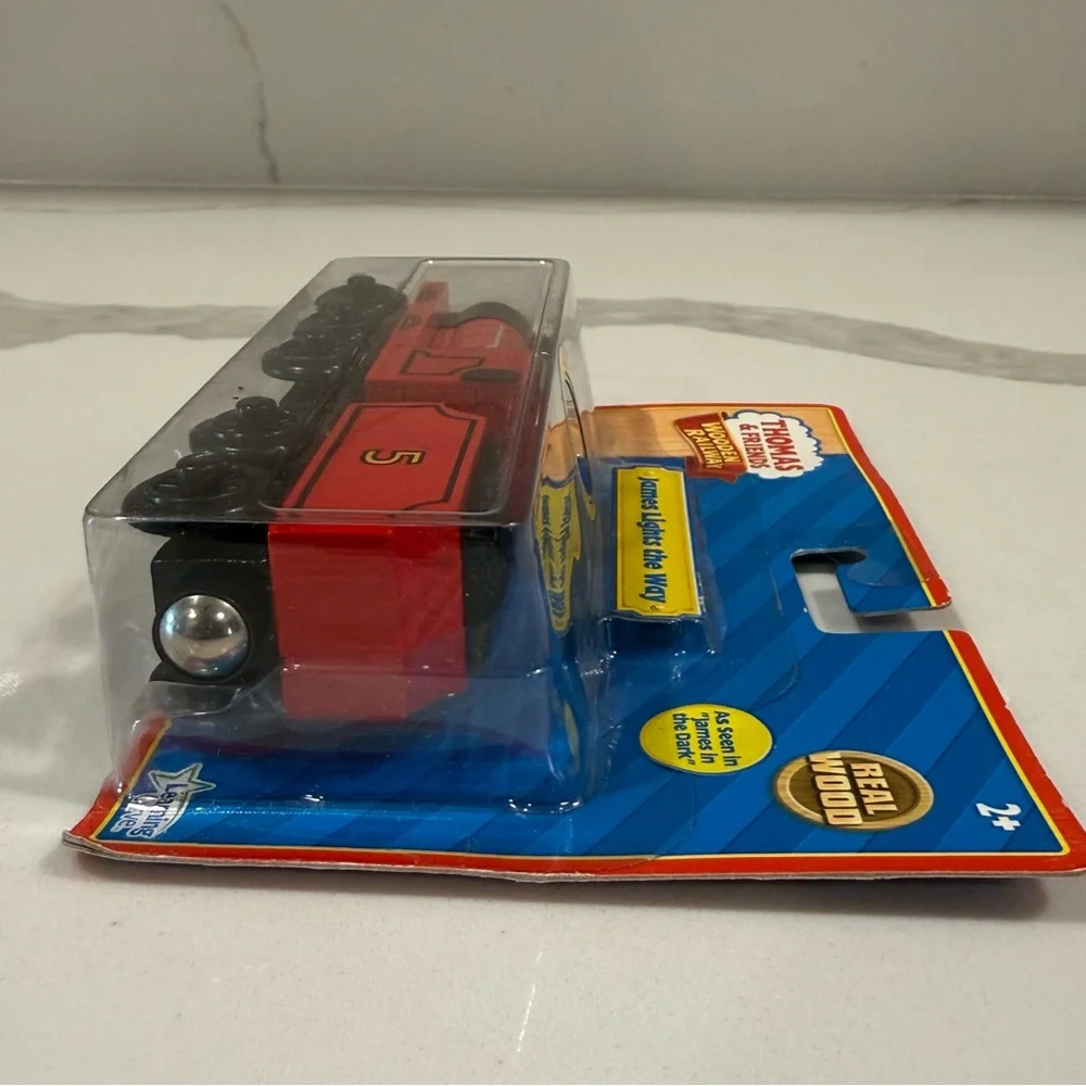 James Lights The‎ Way - LC98097~Thomas & Friends Wooden Railway~2010 UNTESTED